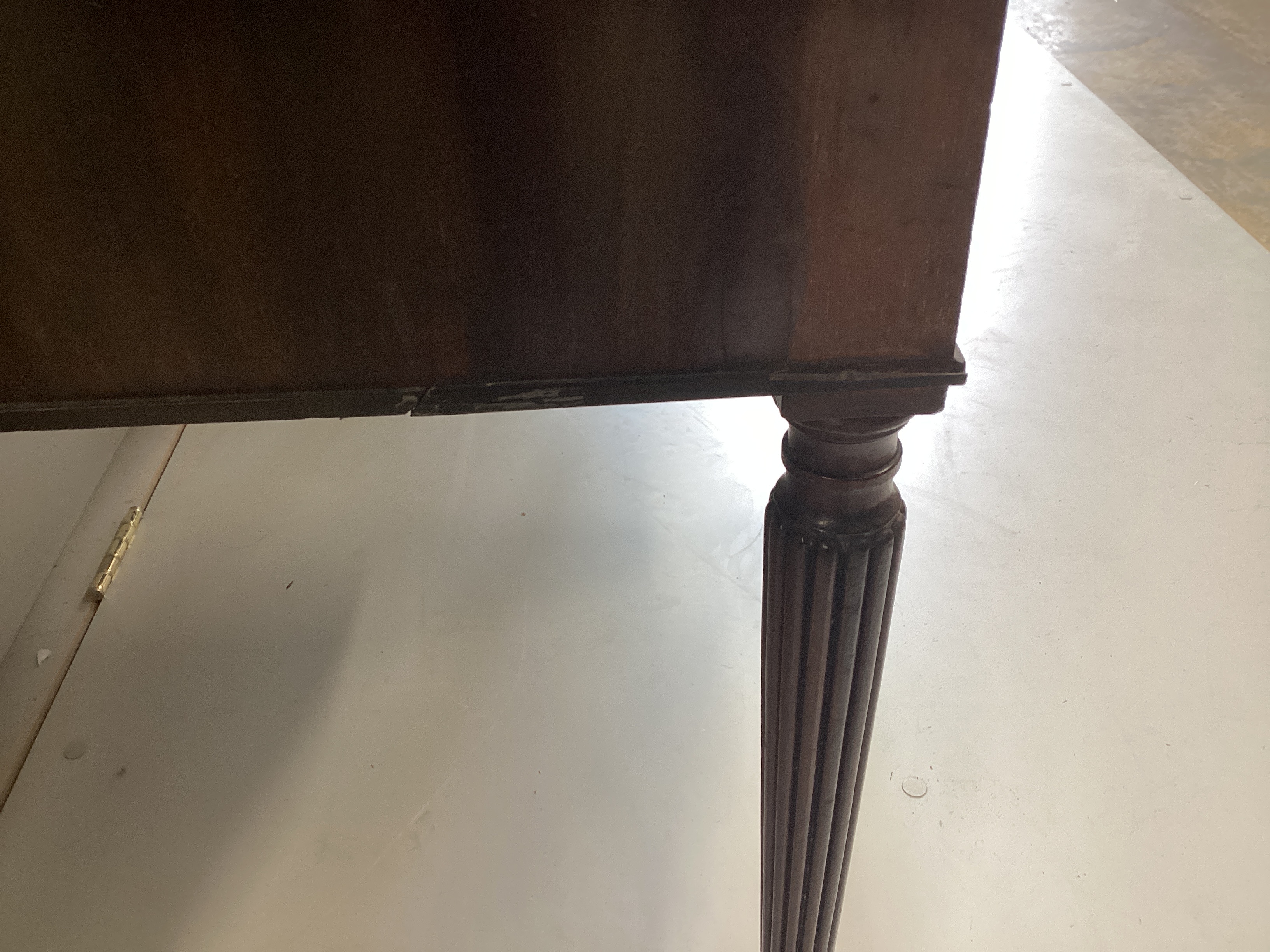 An Edwardian George III style Maple & Co banded mahogany serpentine sideboard, width 182cm, depth 69cm, height 97cm